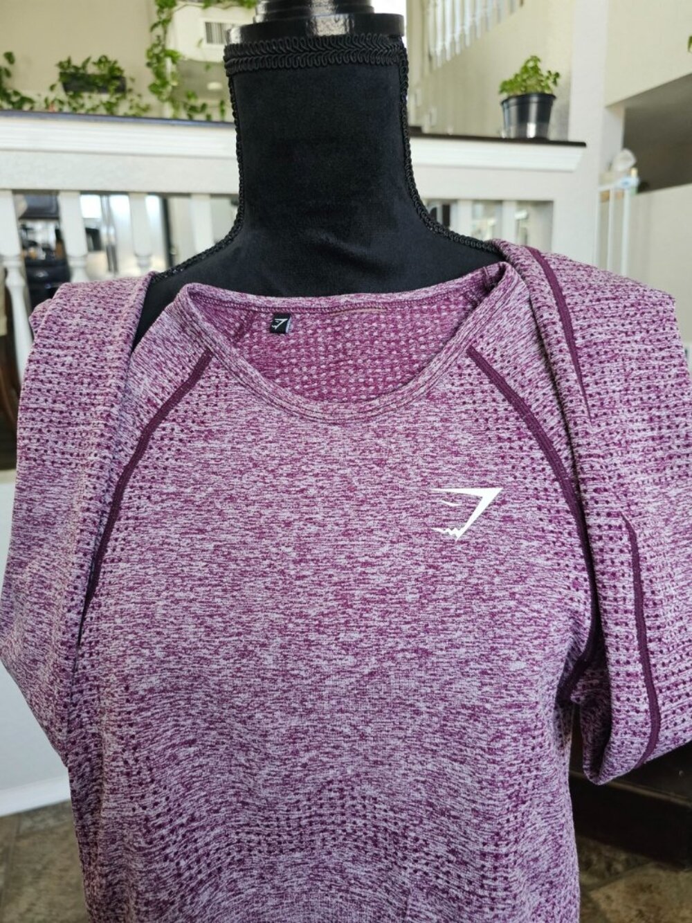 GymShark Vital Seamless Crop-Long Sleeve-Shirt-Small-Plum Women's - Picture 4 of 13